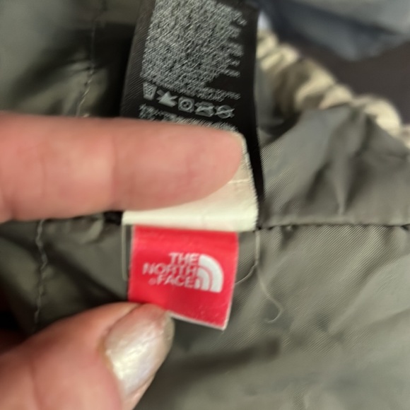 The North Face womens jacket M - Picture 8 of 9